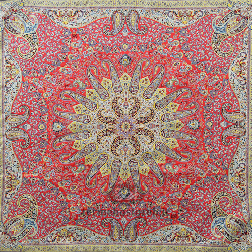 رومیزی ترمه طرح میترا قرمز زرد